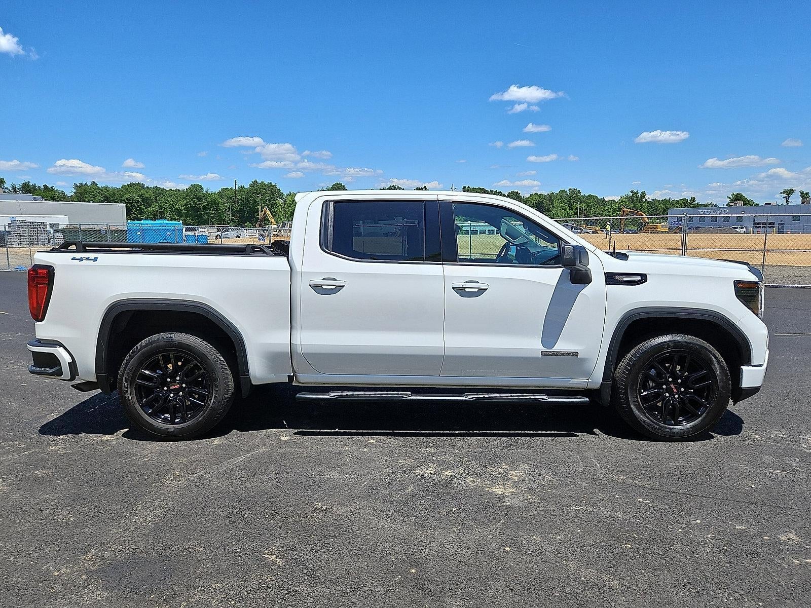 2025 GMC Sierra 1500 Crew Cab Short Box 4-Wheel Drive Elevation 3VL