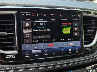 2022 Chrysler Pacifica Limited AWD
