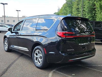 2022 Chrysler Pacifica Limited AWD