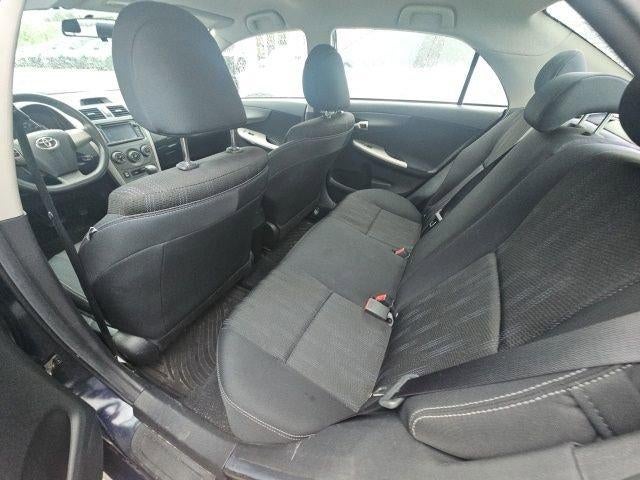 2013 Toyota Corolla 4dr Sdn Auto S (Natl)