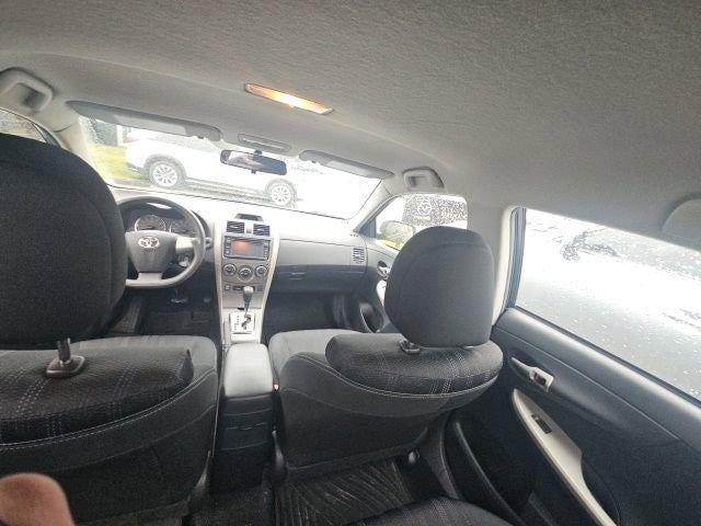 2013 Toyota Corolla 4dr Sdn Auto S (Natl)