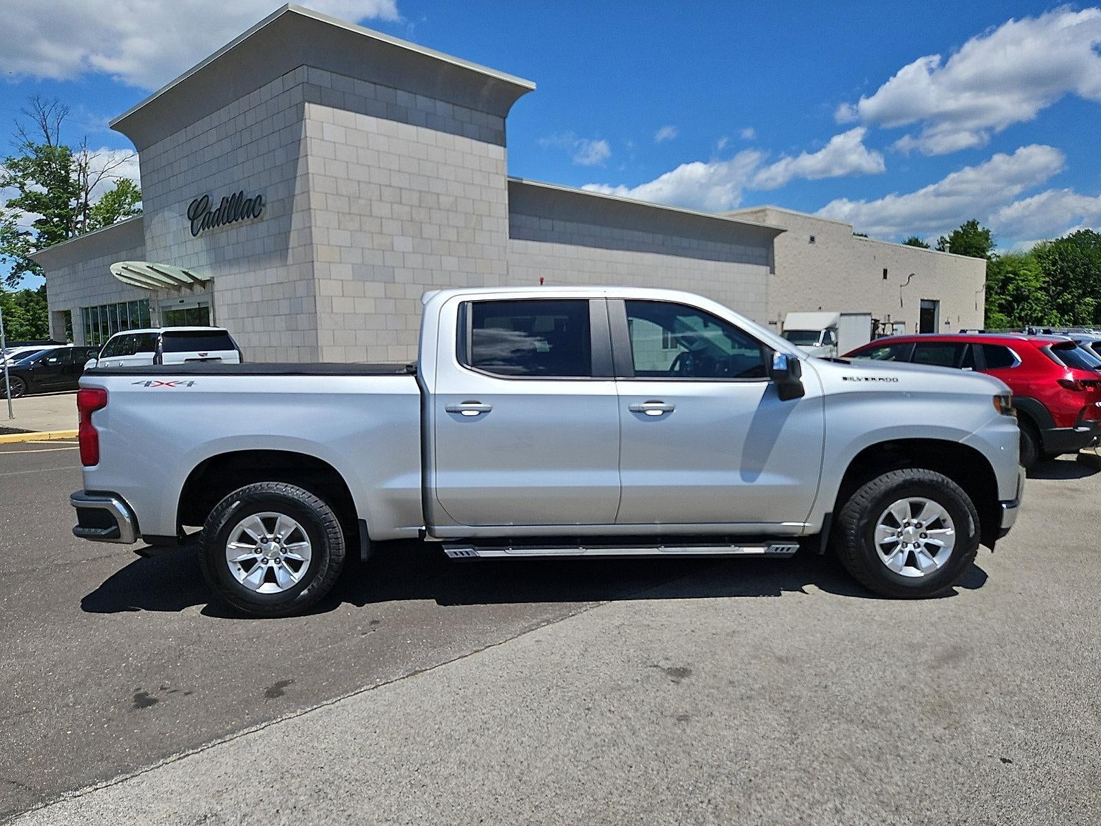 2020 Chevrolet Silverado 1500 Crew Cab Short Box 4-Wheel Drive LT