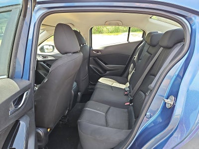 2017 Mazda Mazda3 4-Door Sport Auto