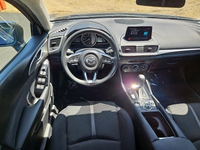 2017 Mazda Mazda3 4-Door Sport Auto