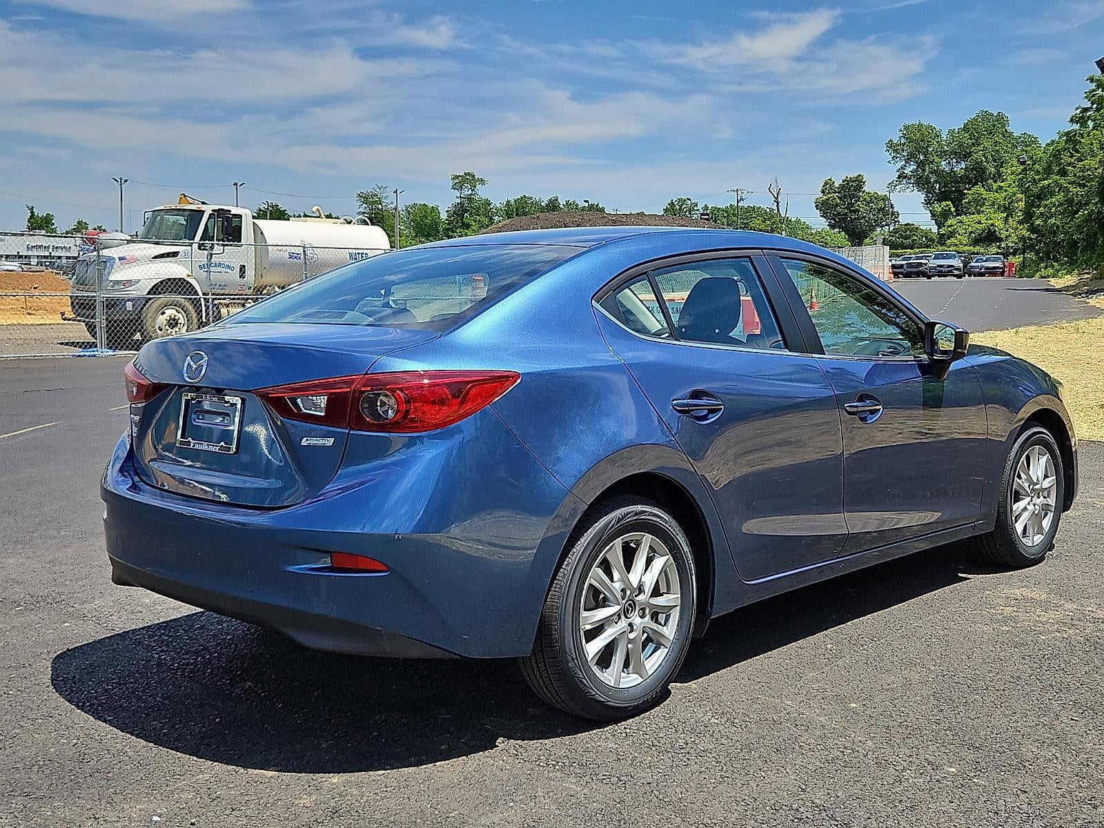 2017 Mazda Mazda3 4-Door Sport Auto