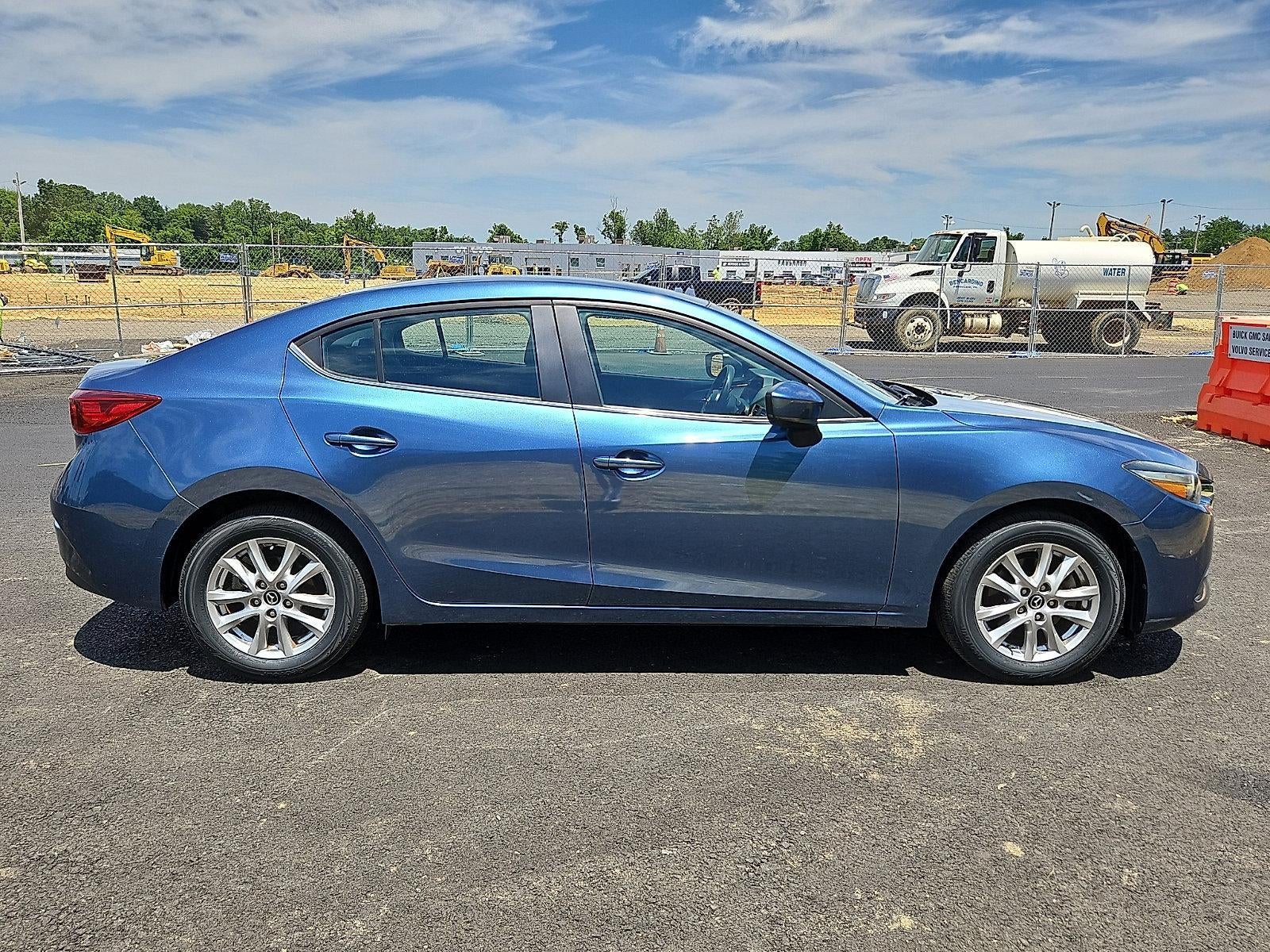 2017 Mazda Mazda3 4-Door Sport Auto