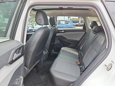 2023 Volkswagen Taos SE 4MOTION *Ltd Avail*