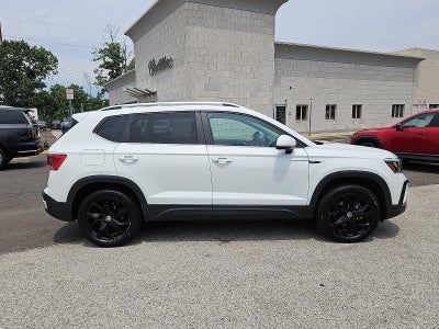 2023 Volkswagen Taos SE 4MOTION *Ltd Avail*