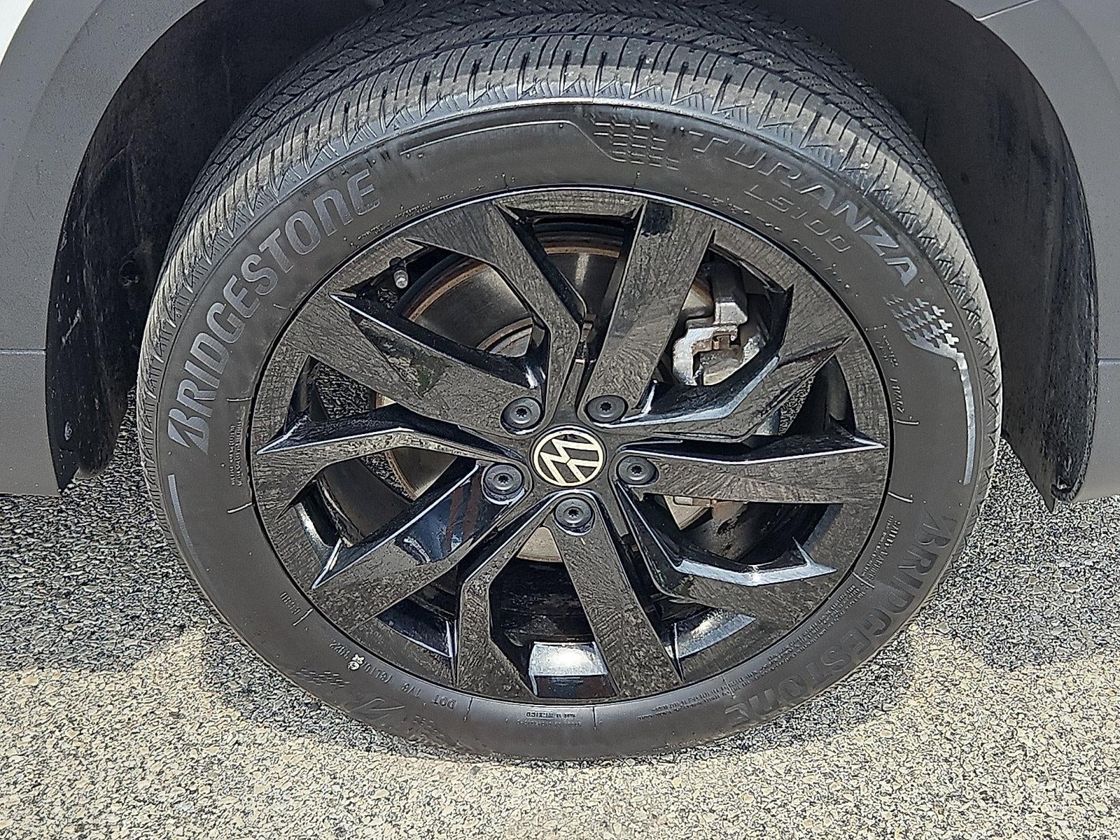 2023 Volkswagen Taos SE 4MOTION *Ltd Avail*
