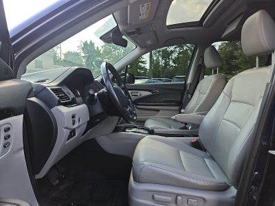 2019 Honda Pilot Touring 8-Passenger AWD