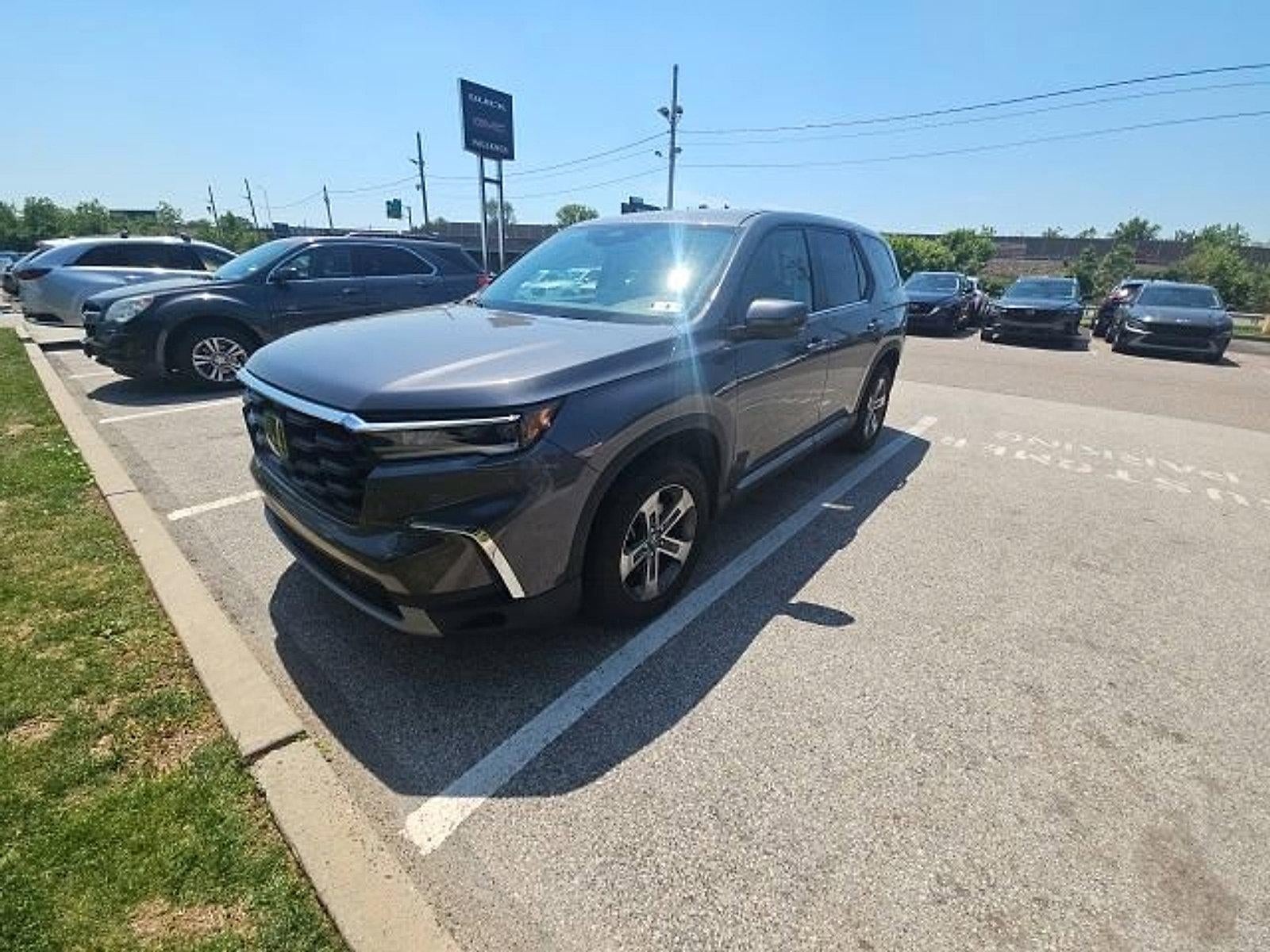 2024 Honda Pilot EX-L 8 Passenger AWD