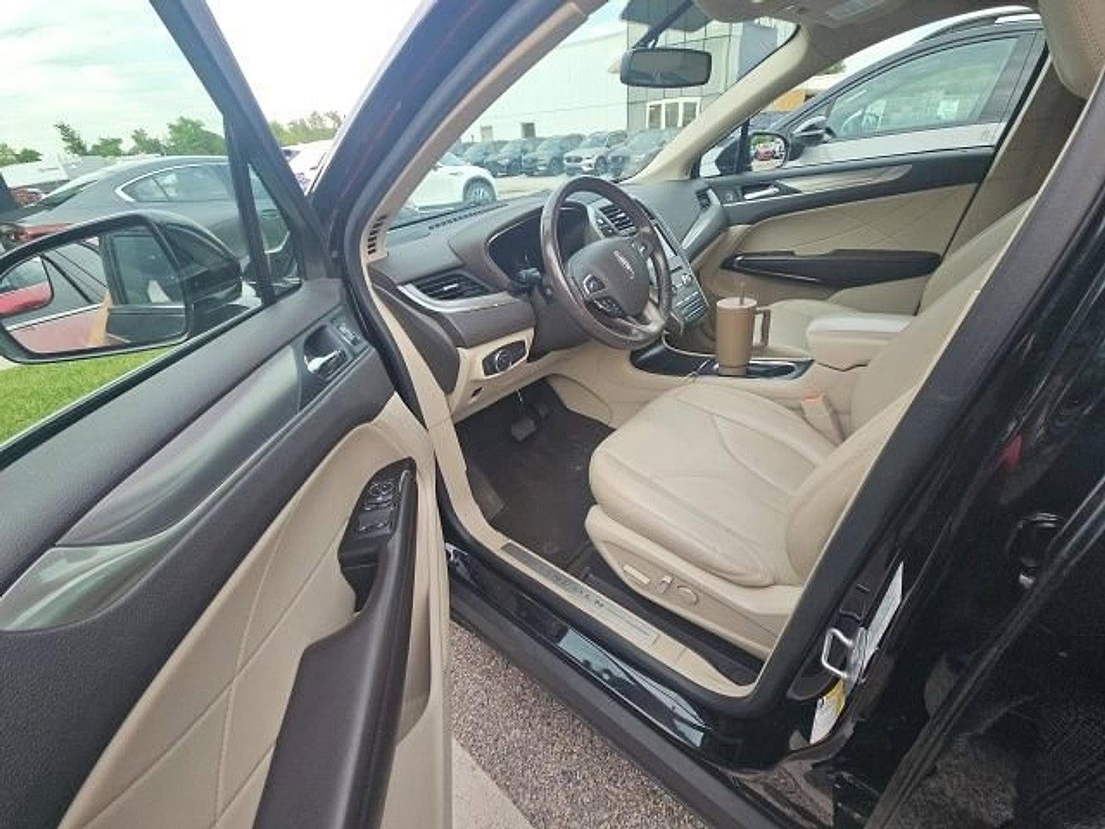 2019 Lincoln MKC Standard FWD