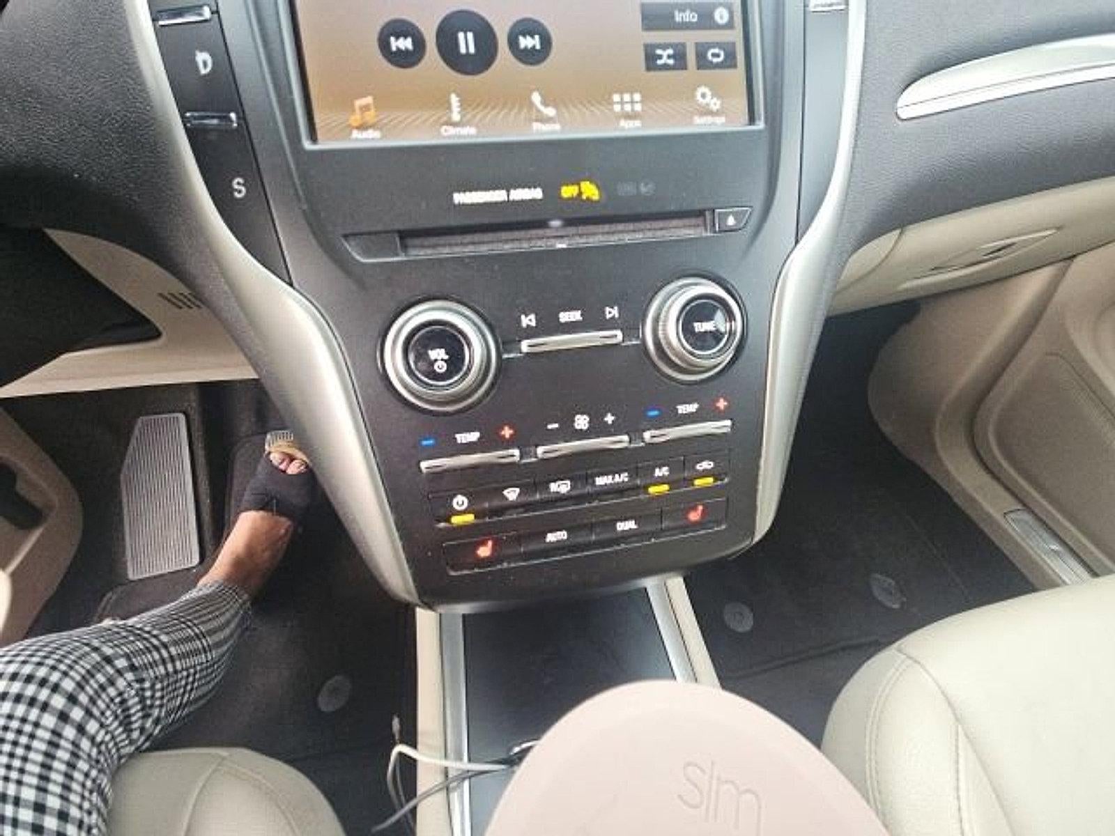 2019 Lincoln MKC Standard FWD