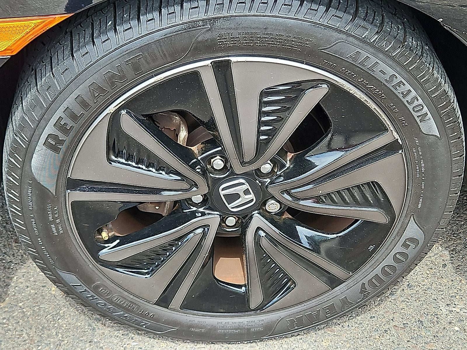 2018 Honda Civic Hatchback EX-L Navi CVT