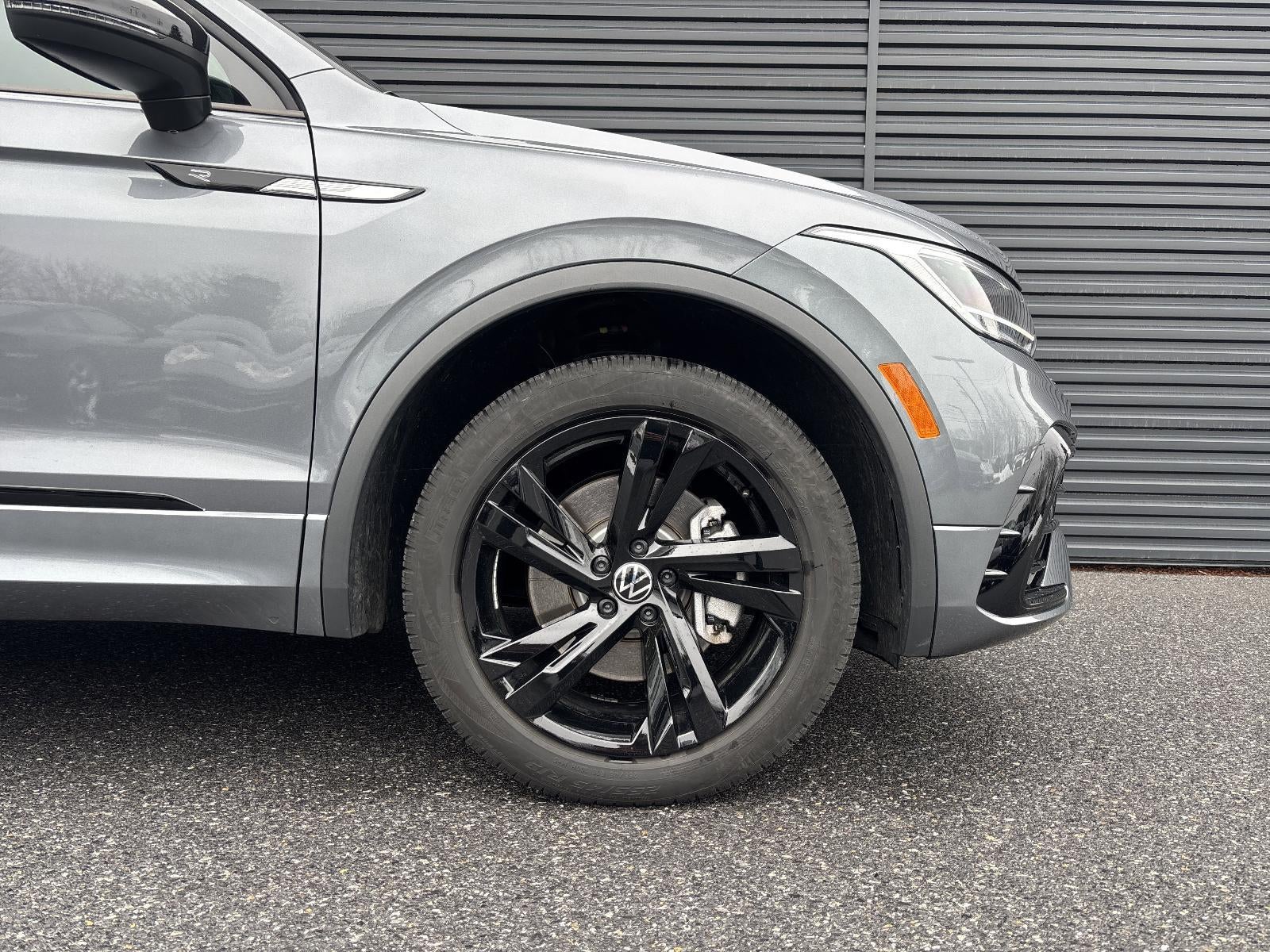 2024 Volkswagen Tiguan 2.0T SE R-Line Black 4MOTION