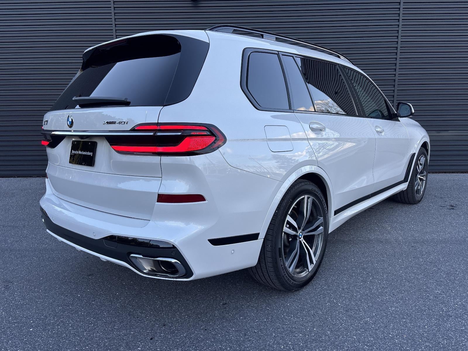 2026 BMW X7 xDrive40i Sports Activity Vehicle