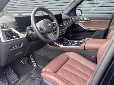 2026 BMW X7 xDrive40i Sports Activity Vehicle