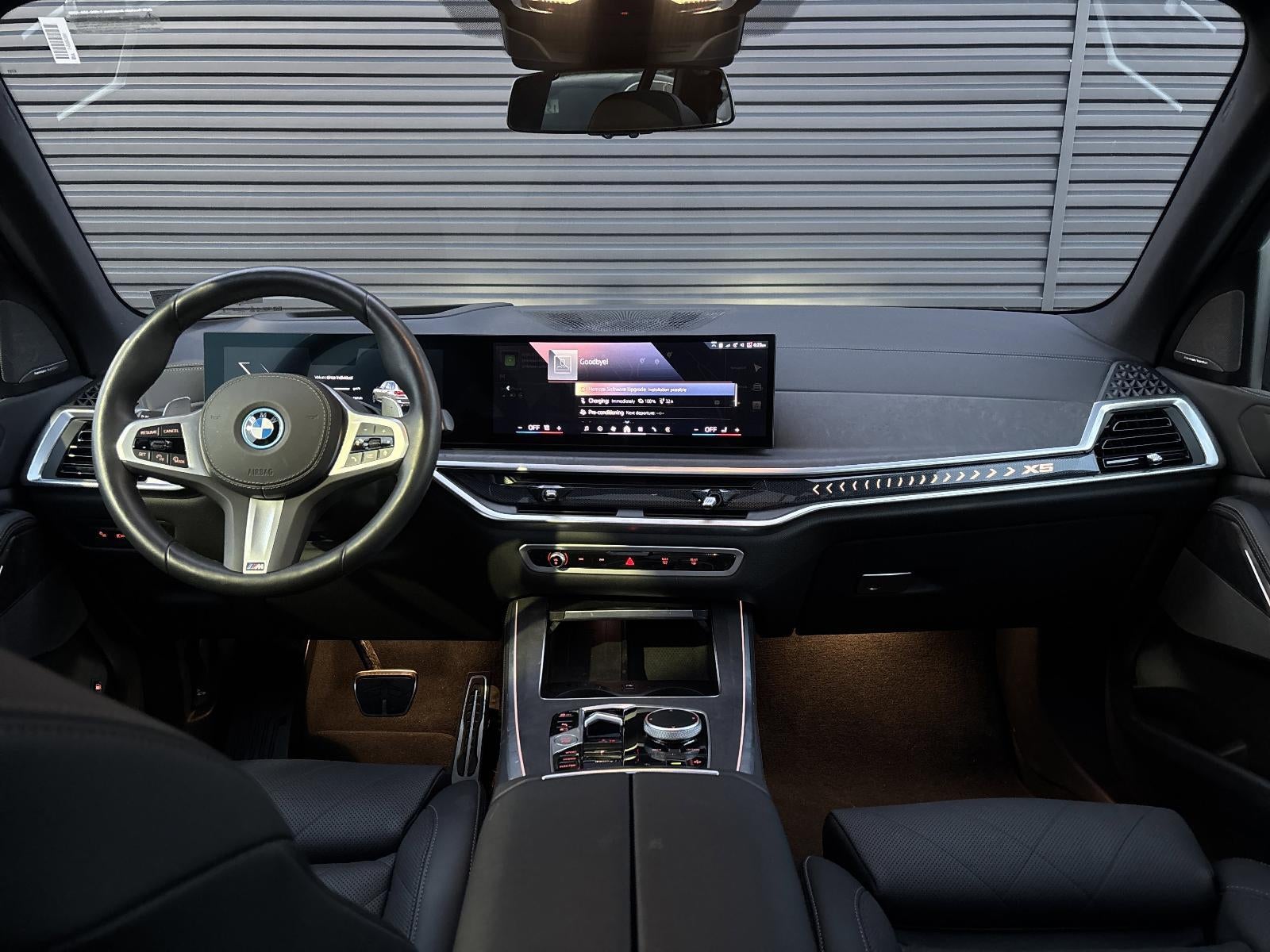 2025 BMW X5 xDrive50e Plug-In Hybrid