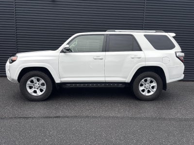 2020 Toyota 4Runner SR5 4WD (GS)