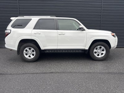 2020 Toyota 4Runner SR5 4WD (GS)