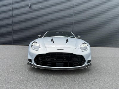 2025 Aston Martin Vanquish Coupe