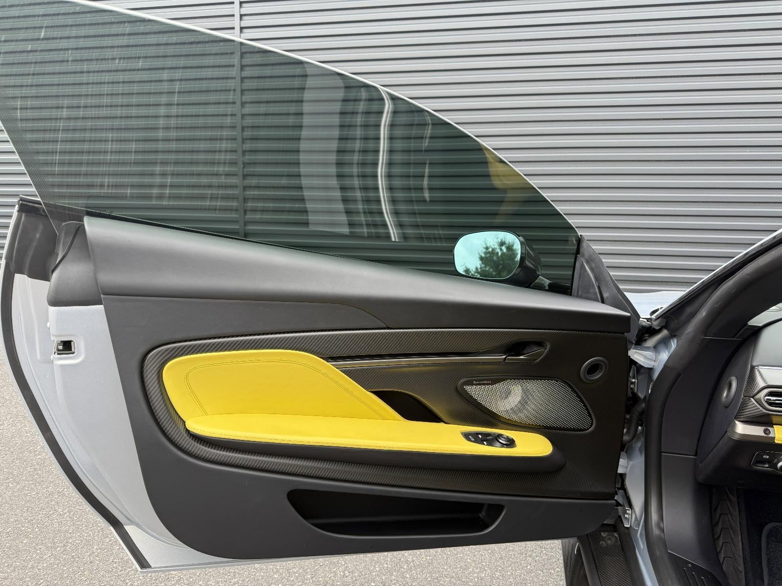 2025 Aston Martin Vanquish Coupe