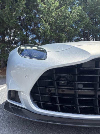 2025 Aston Martin Vanquish Coupe