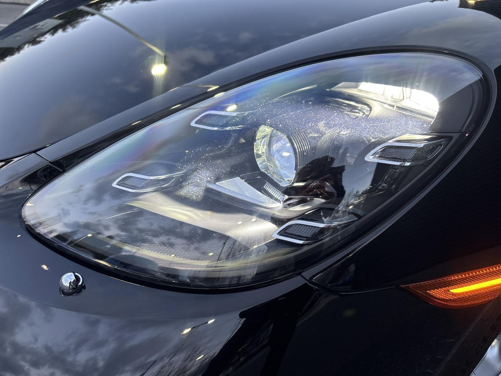 2022 Porsche 718 Cayman T Coupe