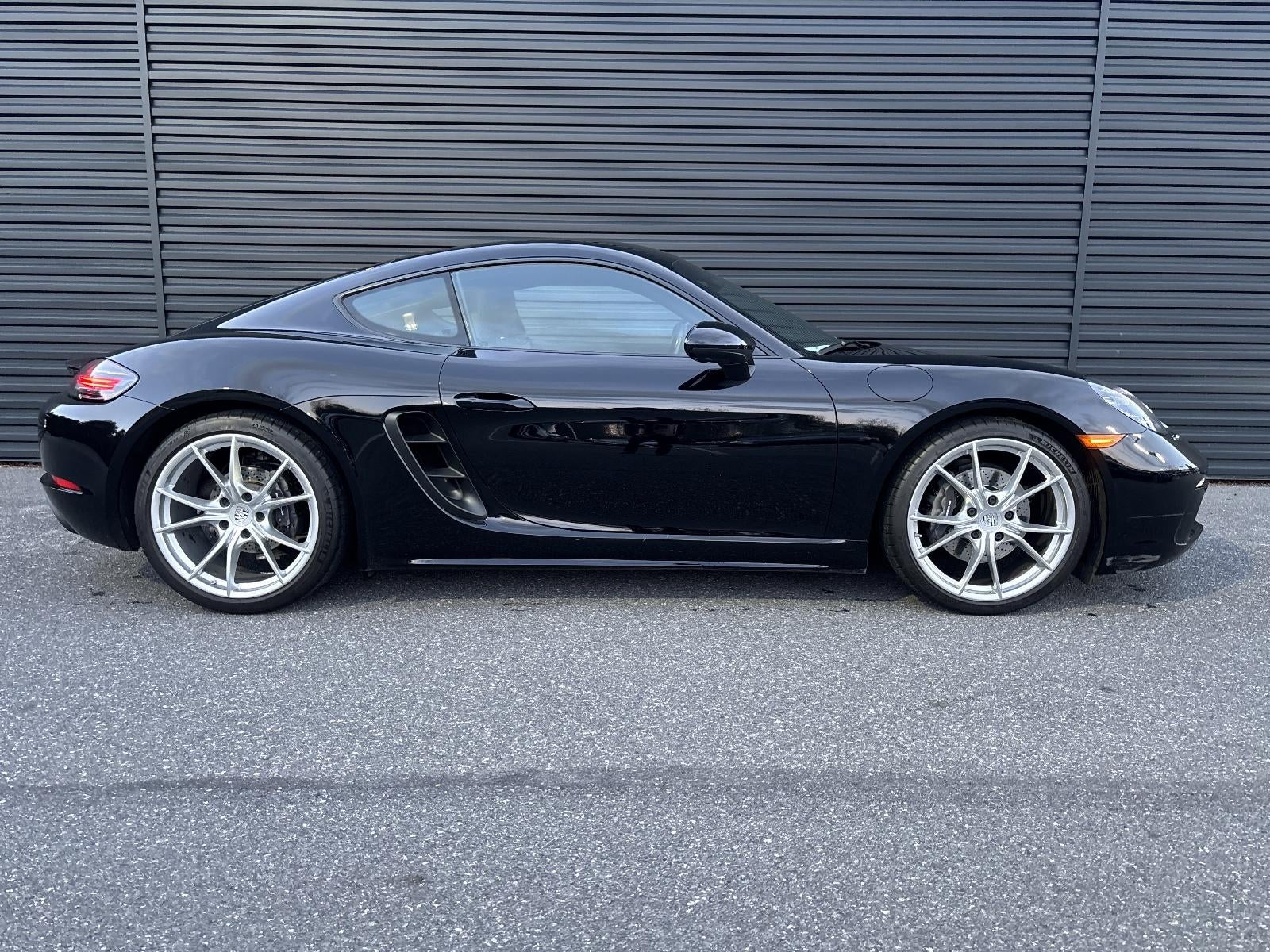 2022 Porsche 718 Cayman T Coupe