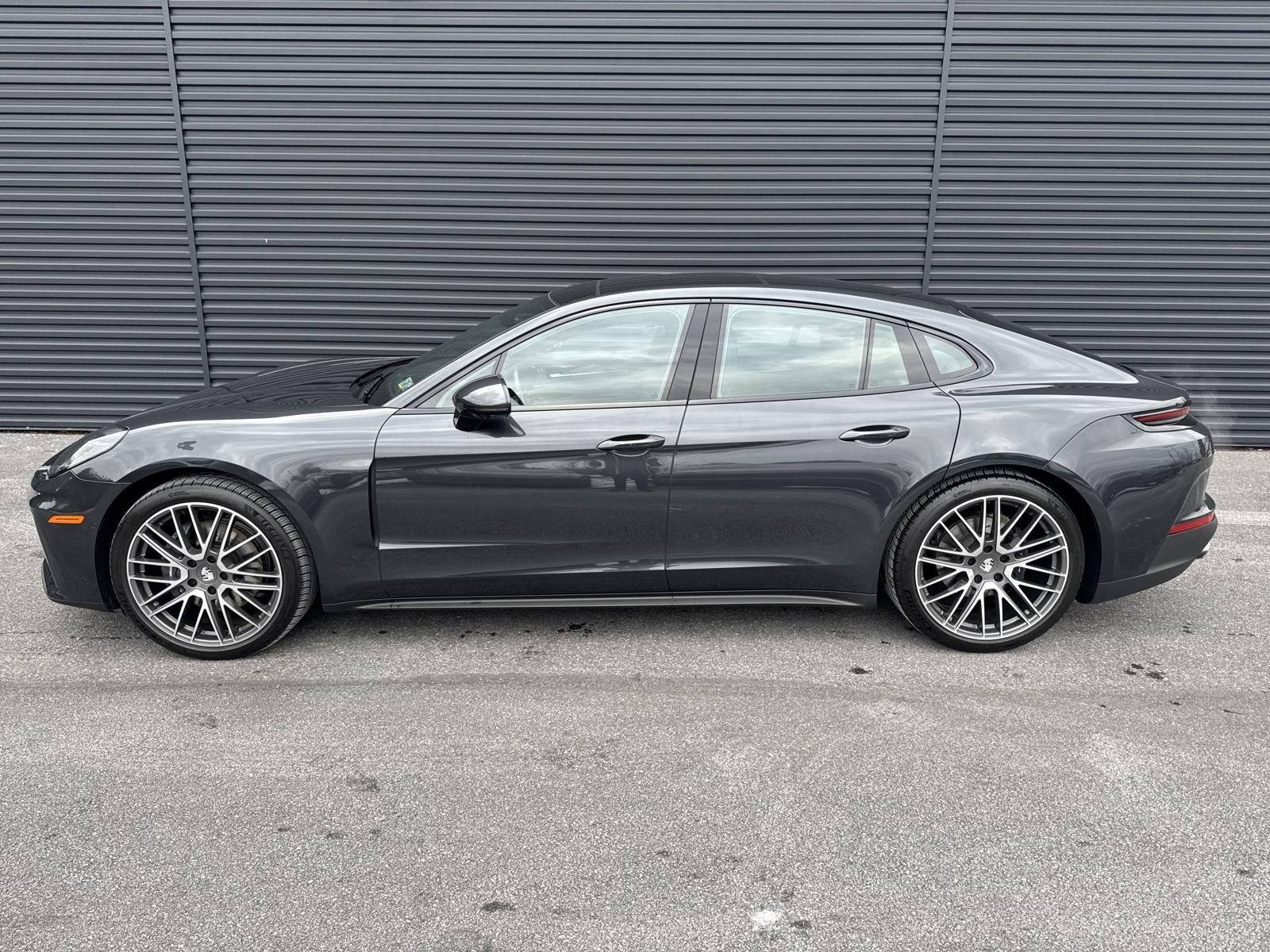 2024 Porsche Panamera RWD