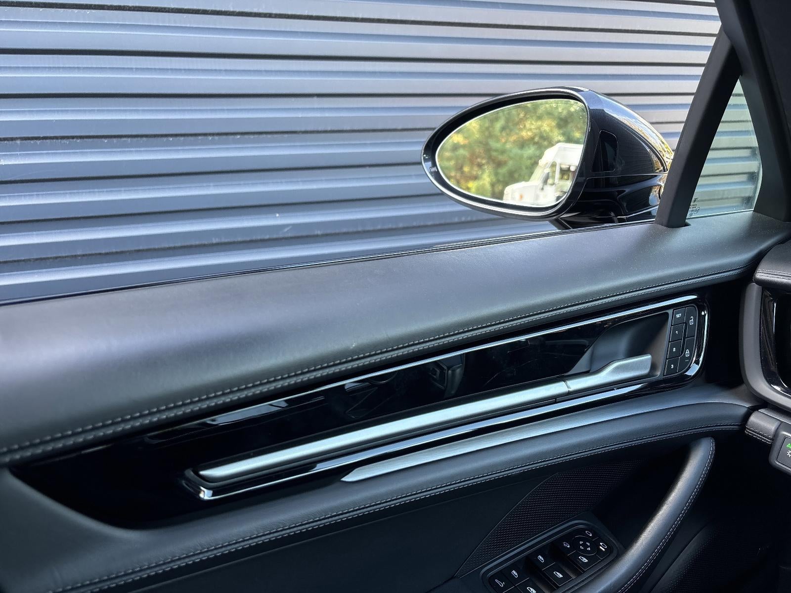 2024 Porsche Panamera RWD