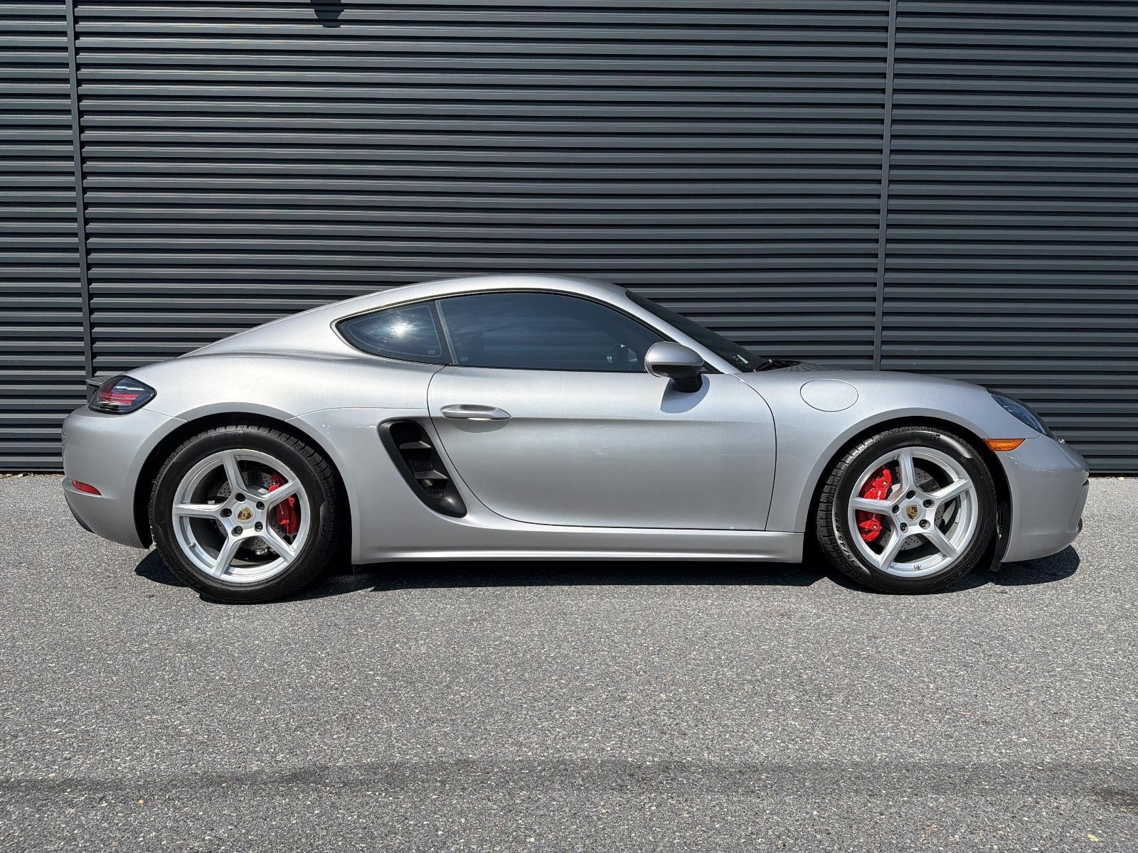2023 Porsche 718 Cayman S Coupe