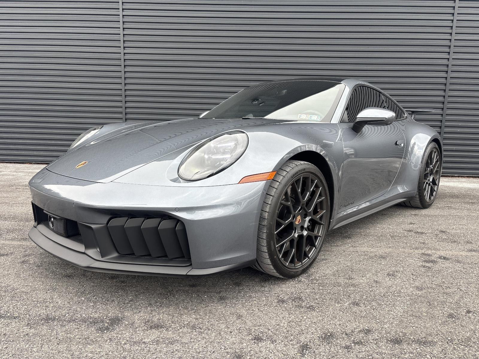 2026 Porsche 911 Carrera GTS Coupe