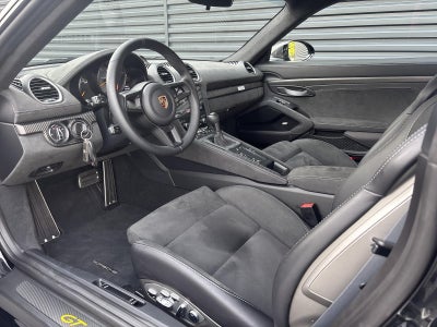 2024 Porsche 718 Cayman GT4 RS Coupe