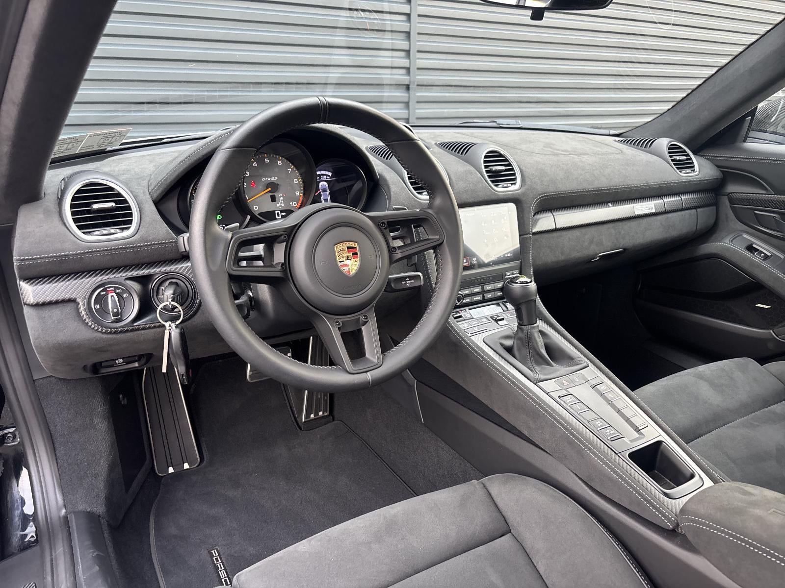 2024 Porsche 718 Cayman GT4 RS Coupe