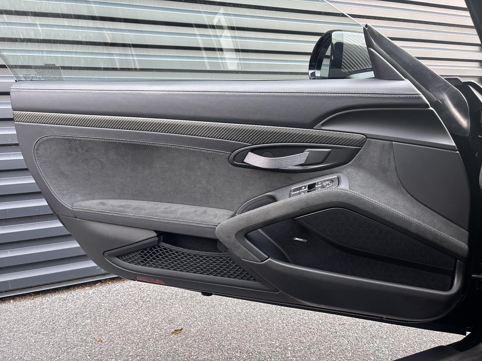 2024 Porsche 718 Cayman GT4 RS Coupe