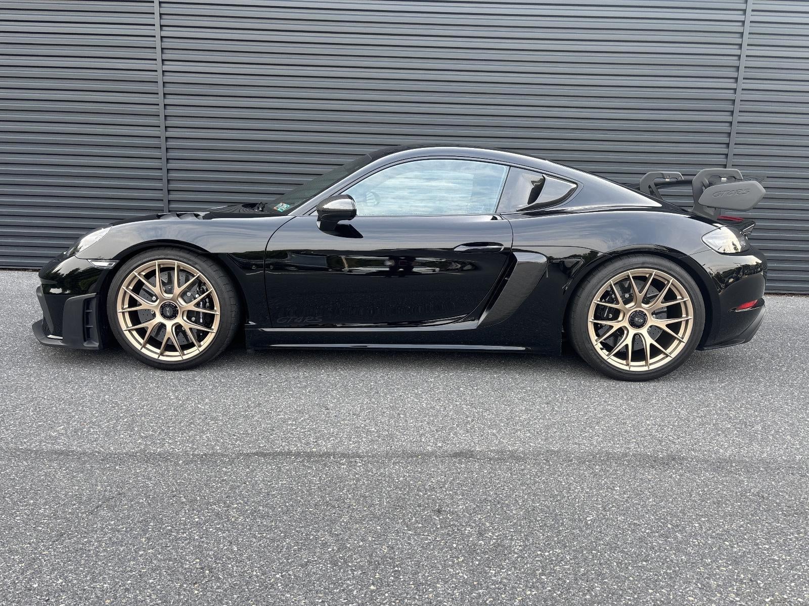 2024 Porsche 718 Cayman GT4 RS Coupe