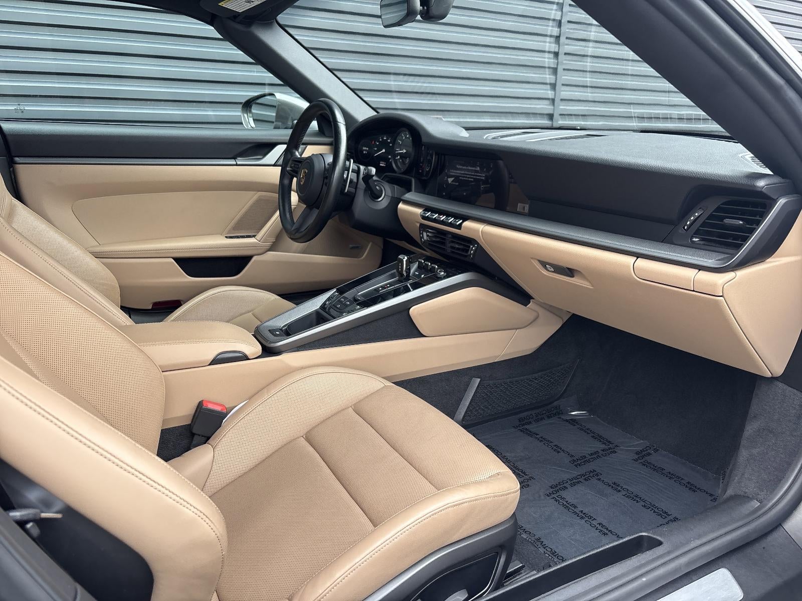 2022 Porsche 911 Carrera Cabriolet