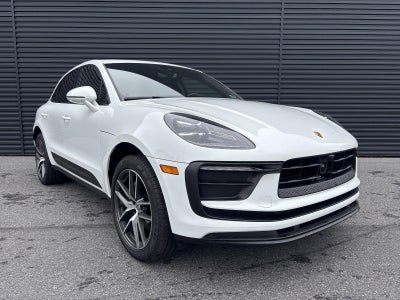 2025 Porsche Macan T AWD