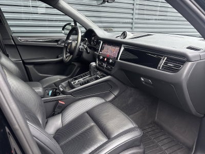 2024 Porsche Macan AWD