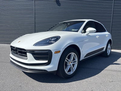 2025 Porsche Macan T AWD