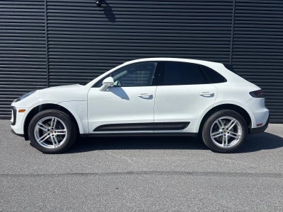 2025 Porsche Macan T AWD