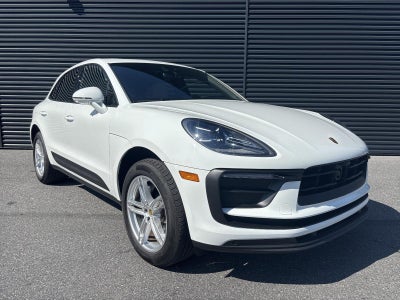 2025 Porsche Macan T AWD