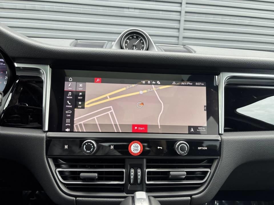 2026 Porsche Macan T AWD