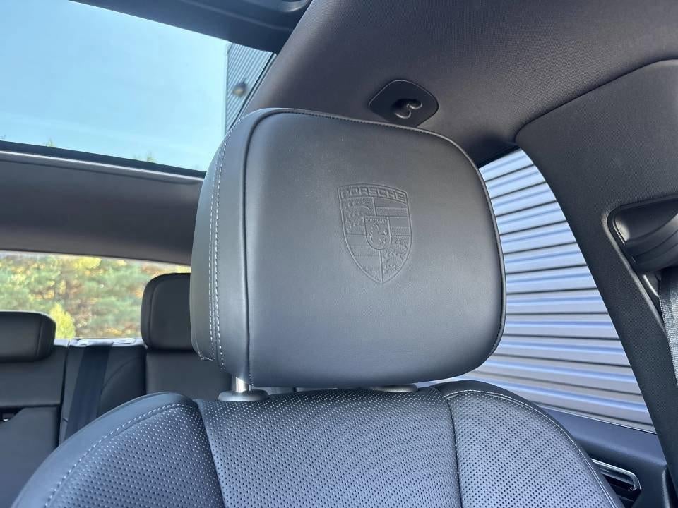 2026 Porsche Macan T AWD