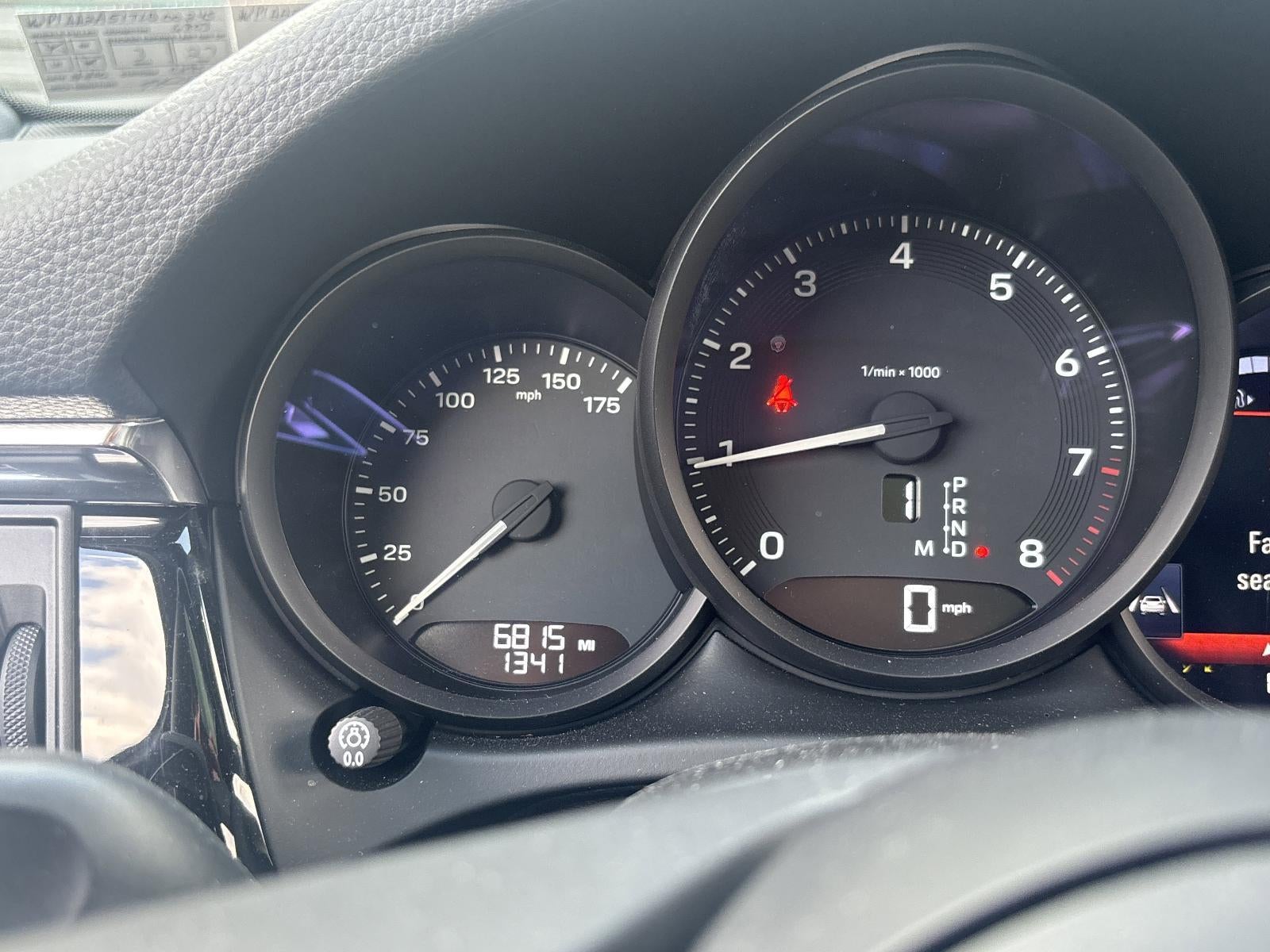 2026 Porsche Macan T AWD