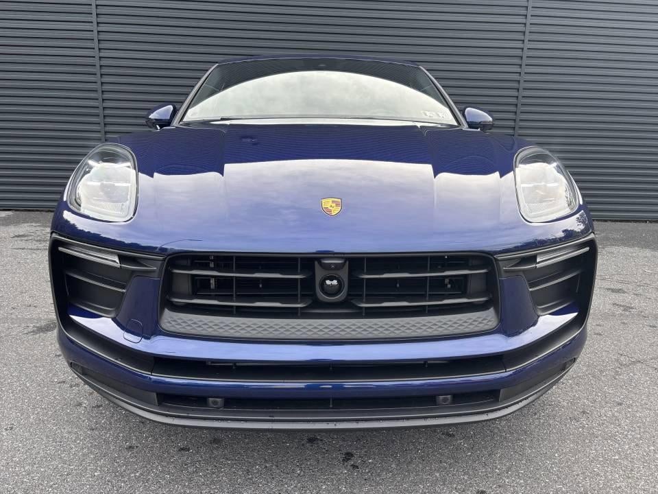 2026 Porsche Macan T AWD