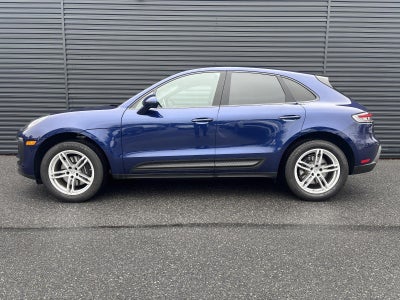 2025 Porsche Macan AWD