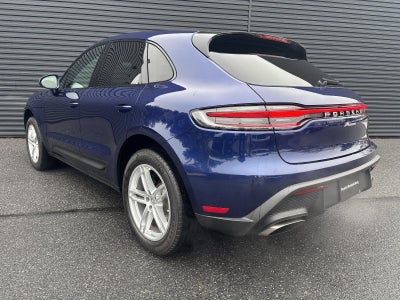 2025 Porsche Macan AWD