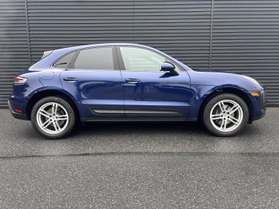 2025 Porsche Macan AWD